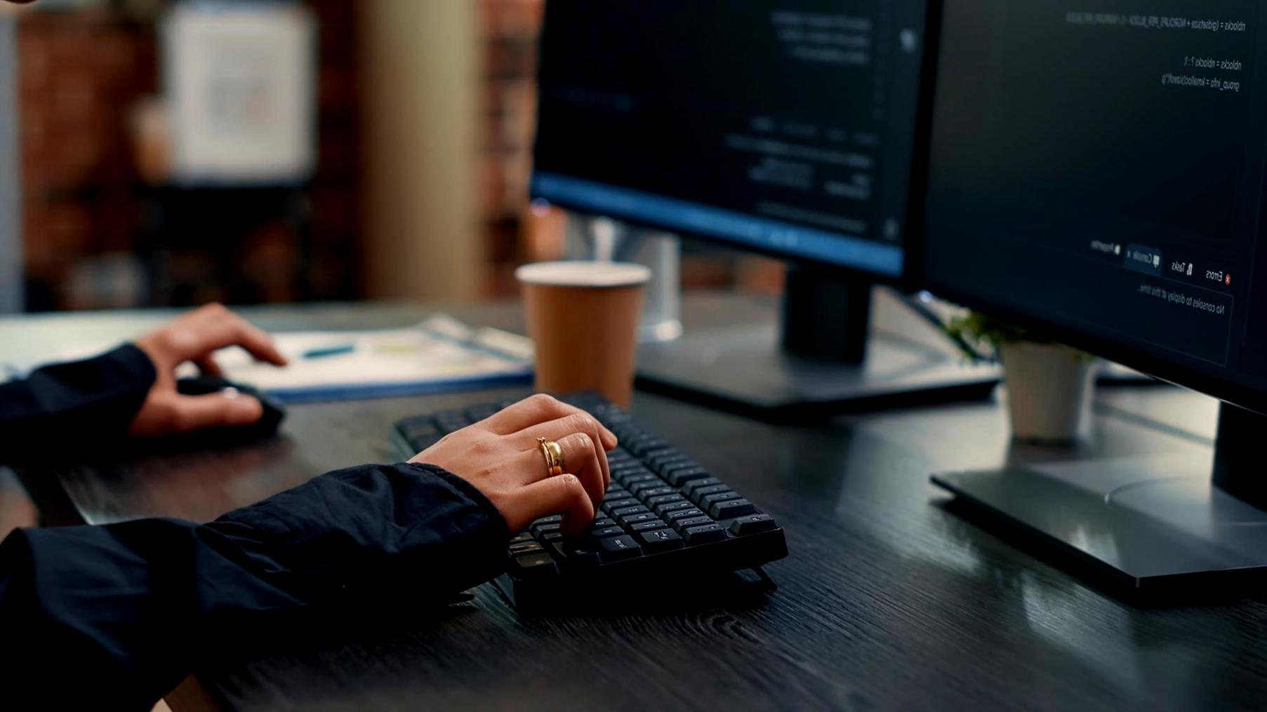 Professional bug tracking workflow implementation and team coordination